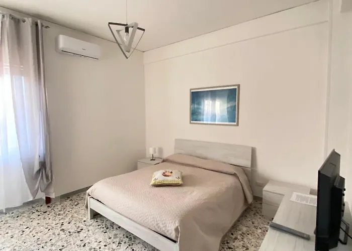 Nuova Luna * 살레르노